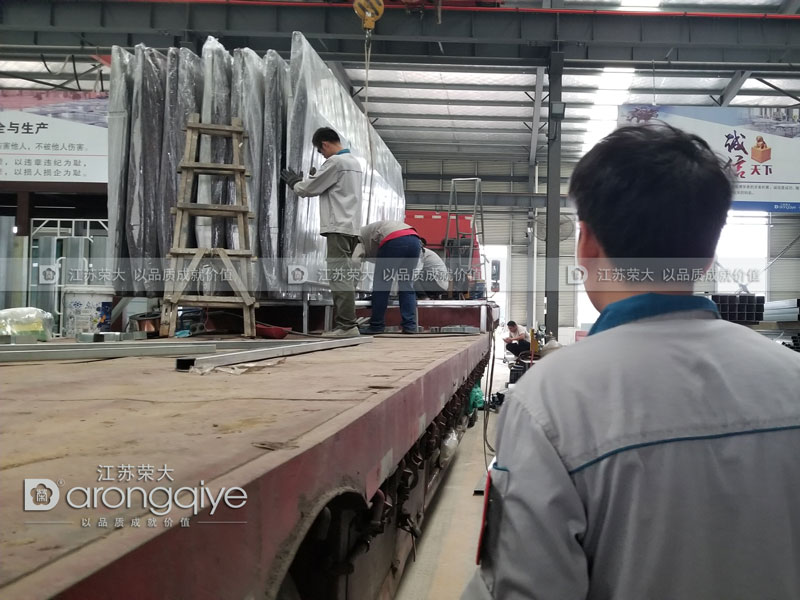 廣西不銹鋼候車亭發(fā)貨