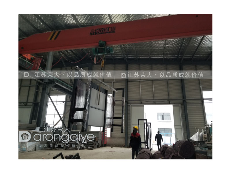 分類(lèi)垃圾箱