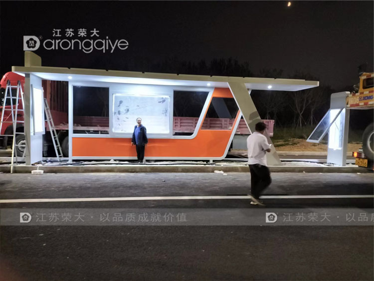 河南公交候車(chē)亭案例